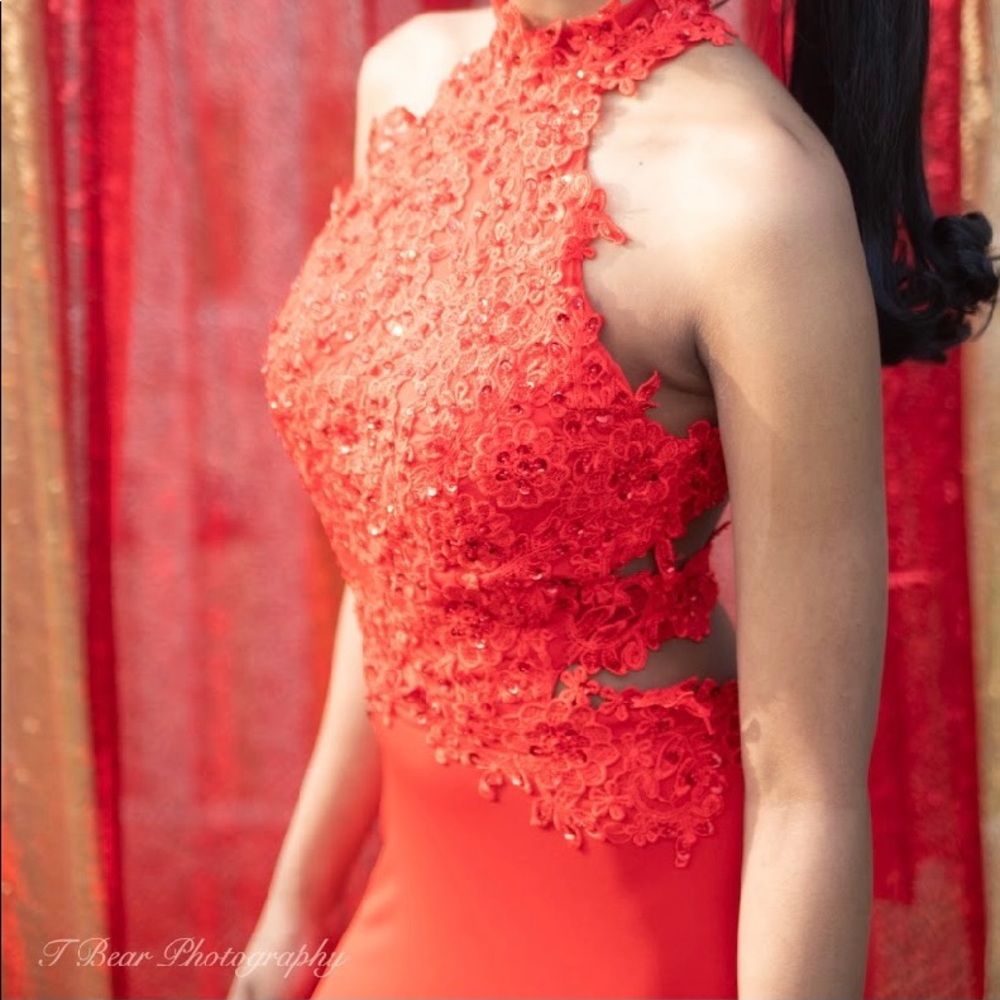 Prom Dress - Picture 2 of 3